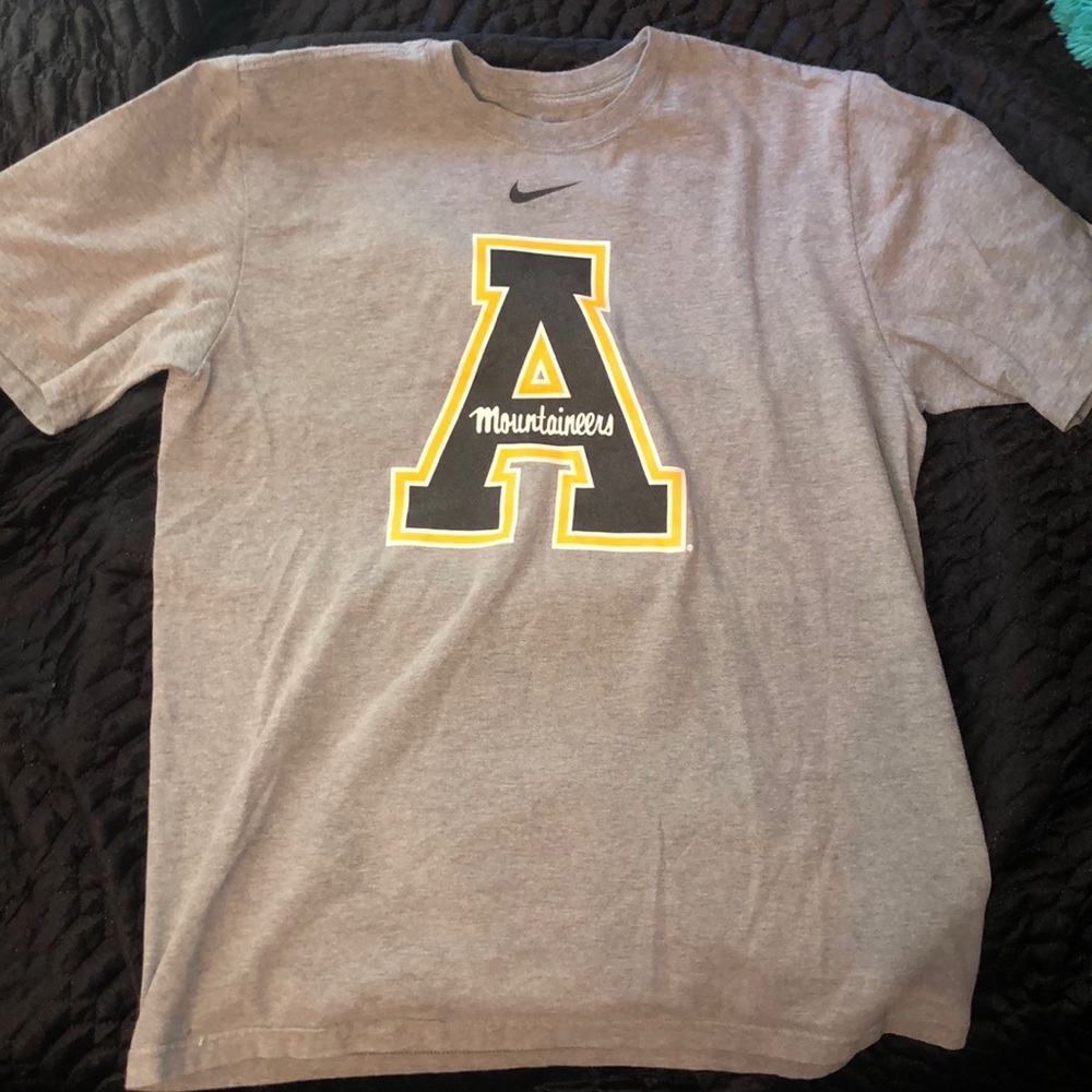 Men’s Large Nike App State t-shirt